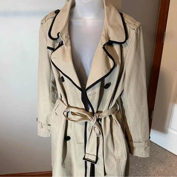 Ann Taylor LOFT Khaki Trench Coat - Picture 5 of 8